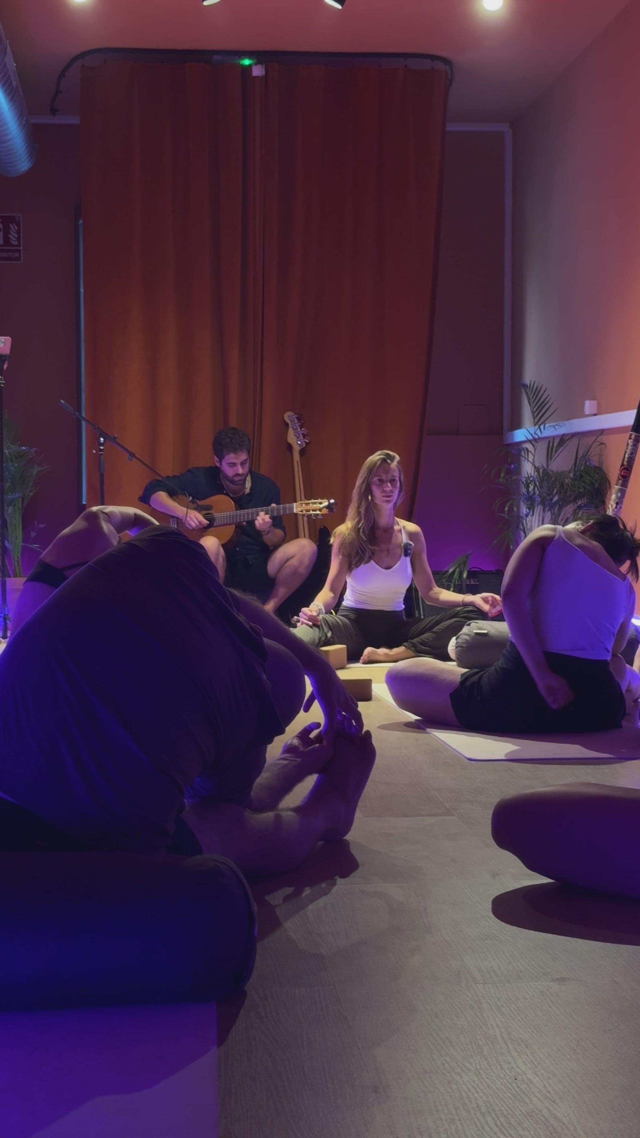 Live Ambient Meditation Music (Relaxing Live Music Experience)